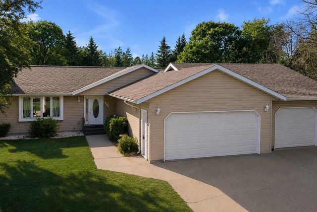 7930 CARILLON DRIVE, Wisconsin Rapids, WI 54494