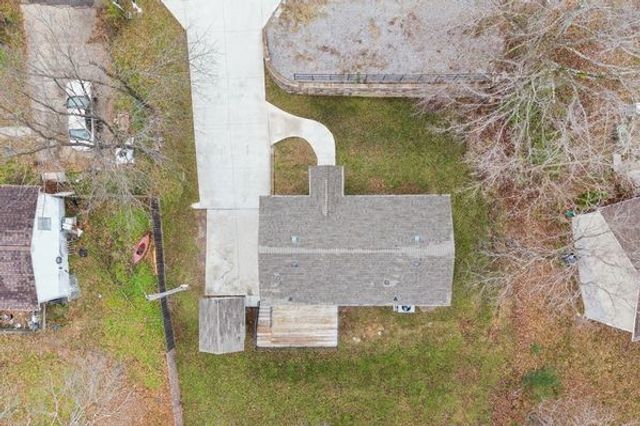 148 N Poole St, Ashland City, TN 37015