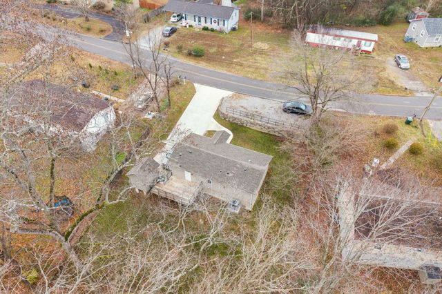 148 N Poole St, Ashland City, TN 37015