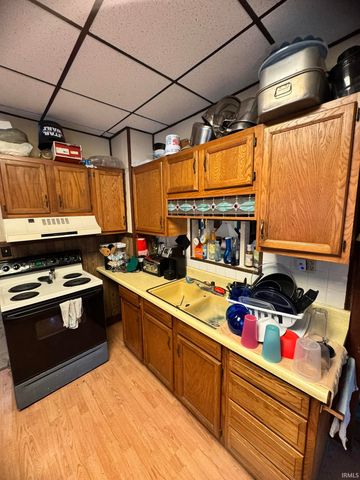 925 Crescent Avenue, Fort Wayne, IN 46805