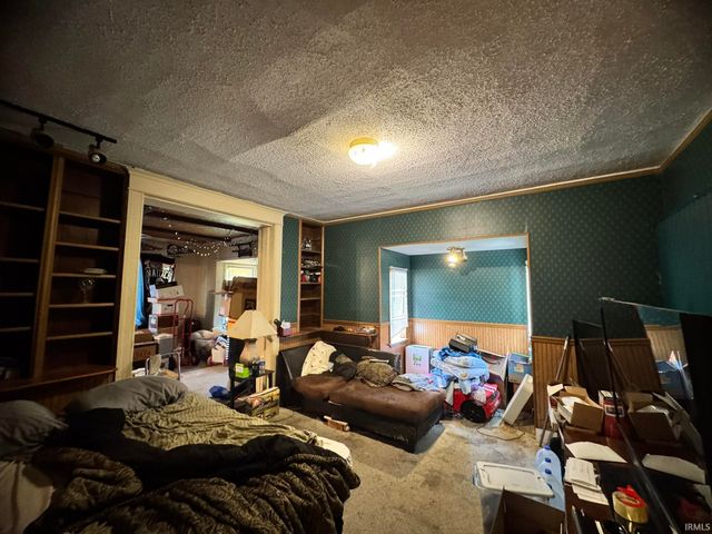 925 Crescent Avenue, Fort Wayne, IN 46805