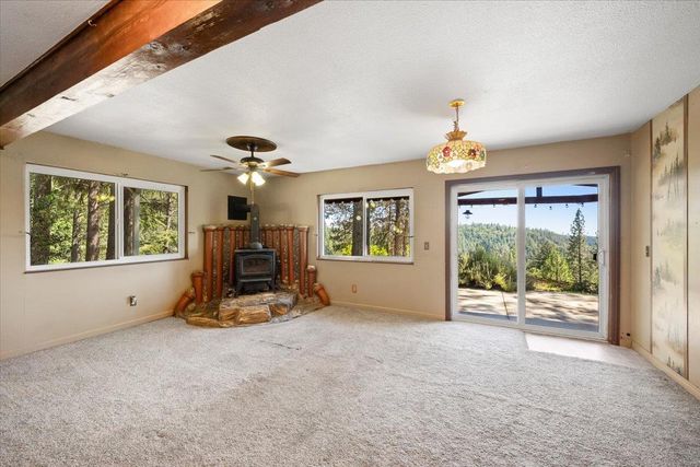 1360 Loka Ln, Greenwood, CA 95635
