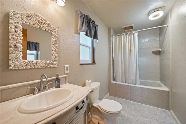1360 Loka Ln, Greenwood, CA 95635