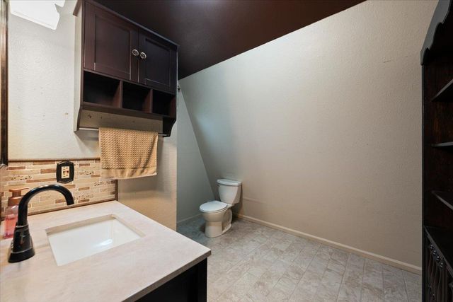 1360 Loka Ln, Greenwood, CA 95635