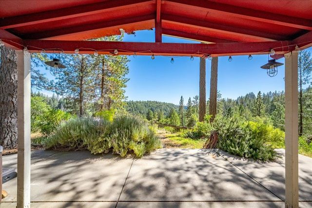 1360 Loka Ln, Greenwood, CA 95635