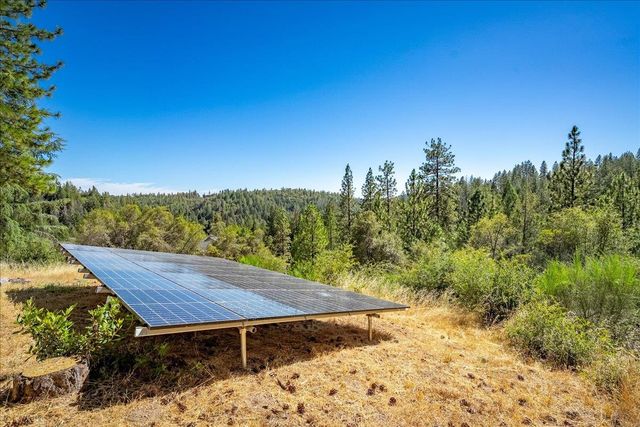 1360 Loka Ln, Greenwood, CA 95635
