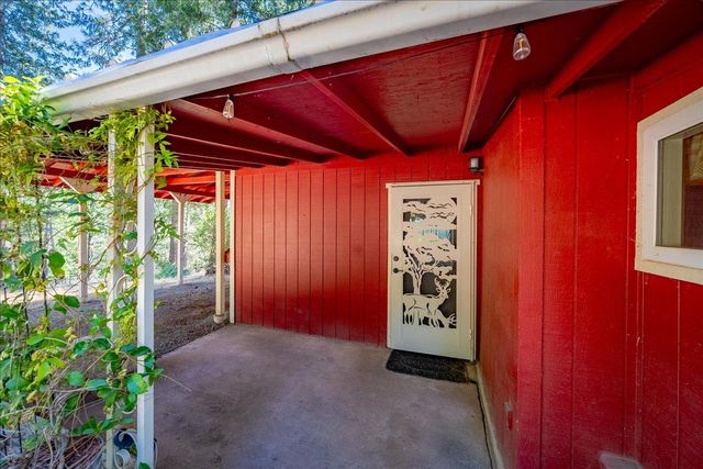 1360 Loka Ln, Greenwood, CA 95635
