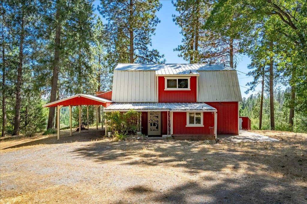 1360 Loka Ln, Greenwood, CA 95635
