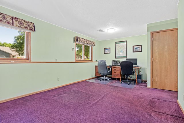 6321 Edgemont Circle N, Brooklyn Park, MN 55428