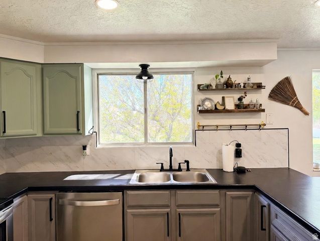 6042 W 5700 S, Hooper, UT 84315