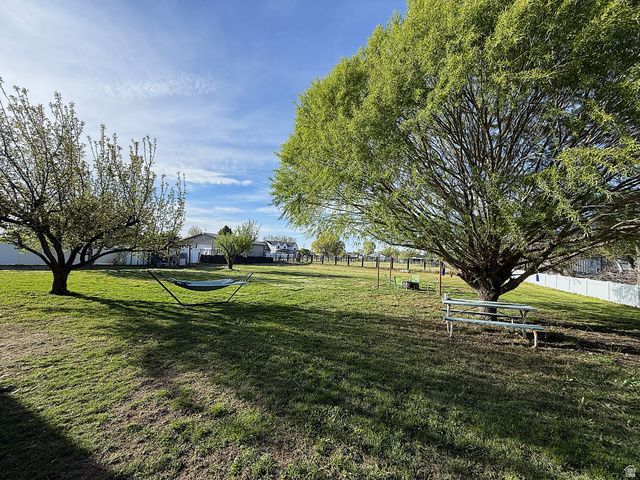 6042 W 5700 S, Hooper, UT 84315