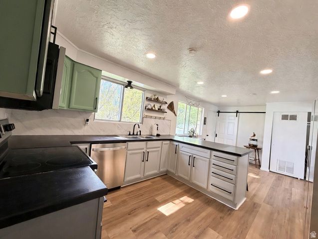 6042 W 5700 S, Hooper, UT 84315