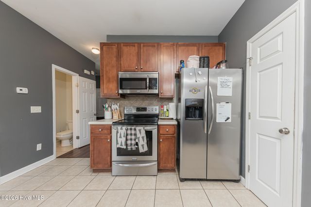 140 Moonstone Court, Jacksonville, NC 28546