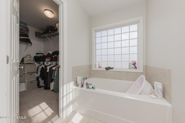 140 Moonstone Court, Jacksonville, NC 28546