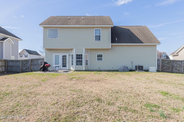 140 Moonstone Court, Jacksonville, NC 28546