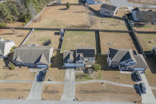 140 Moonstone Court, Jacksonville, NC 28546