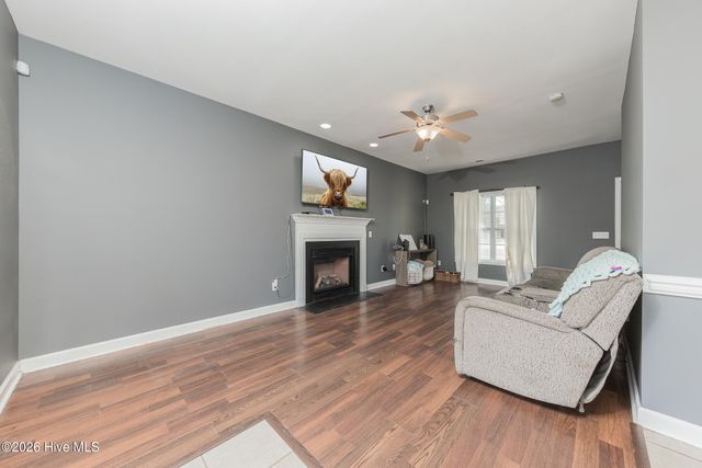 140 Moonstone Court, Jacksonville, NC 28546