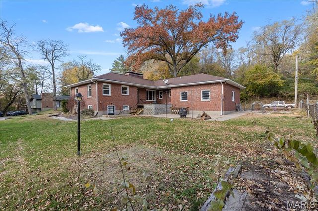 2249 Norside Drive, Alton, IL 62002