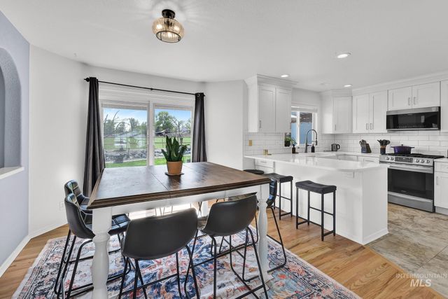 1601 Essington Ct, Nampa, ID 83686