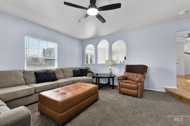 1601 Essington Ct, Nampa, ID 83686