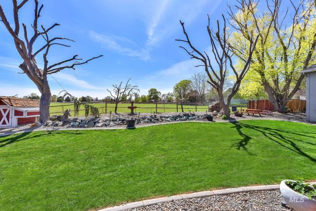 1601 Essington Ct, Nampa, ID 83686