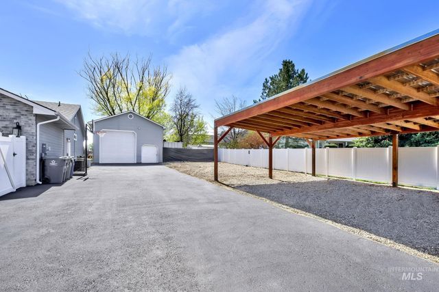 1601 Essington Ct, Nampa, ID 83686