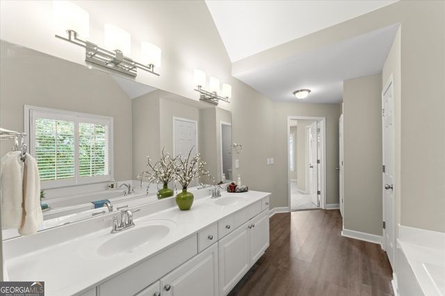2316 Woodcrest Drive SE, Smyrna, GA 30082