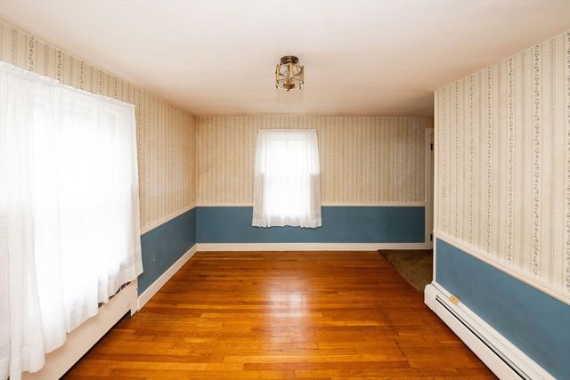 402 Prospect St, West Boylston, MA 01583