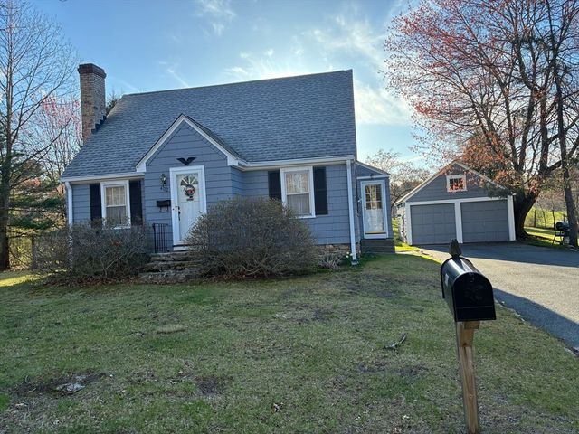 402 Prospect St, West Boylston, MA 01583