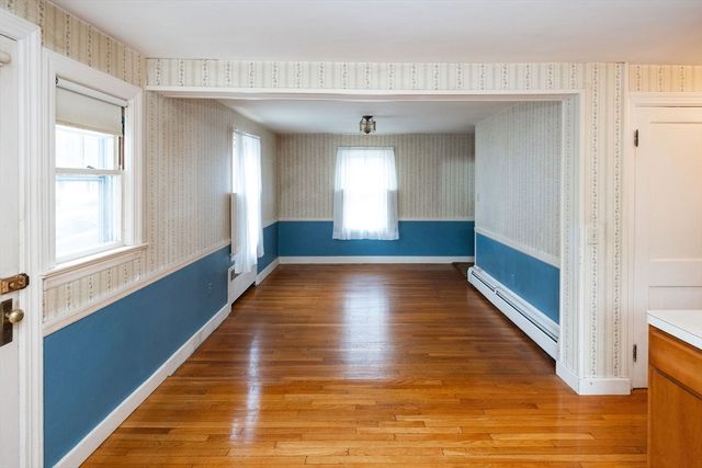 402 Prospect St, West Boylston, MA 01583
