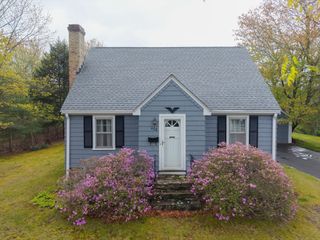 402 Prospect St, West Boylston, MA 01583