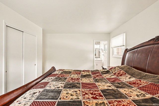 1510 Springbrook Drive, Elkhart, IN 46514
