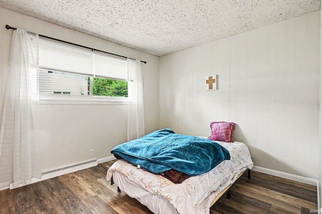 1510 Springbrook Drive, Elkhart, IN 46514