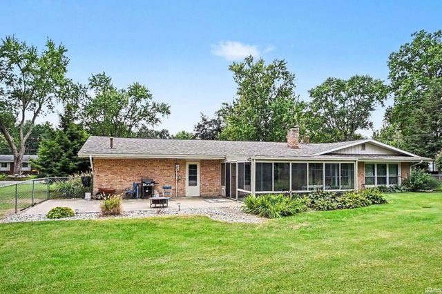 1510 Springbrook Drive, Elkhart, IN 46514