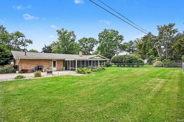 1510 Springbrook Drive, Elkhart, IN 46514