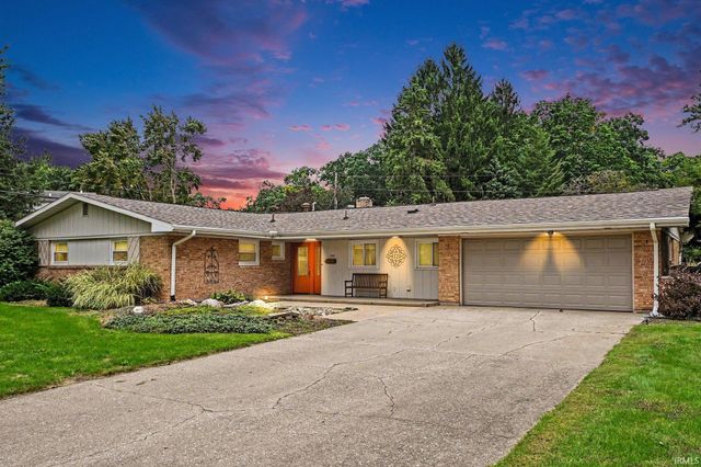 1510 Springbrook Drive, Elkhart, IN 46514