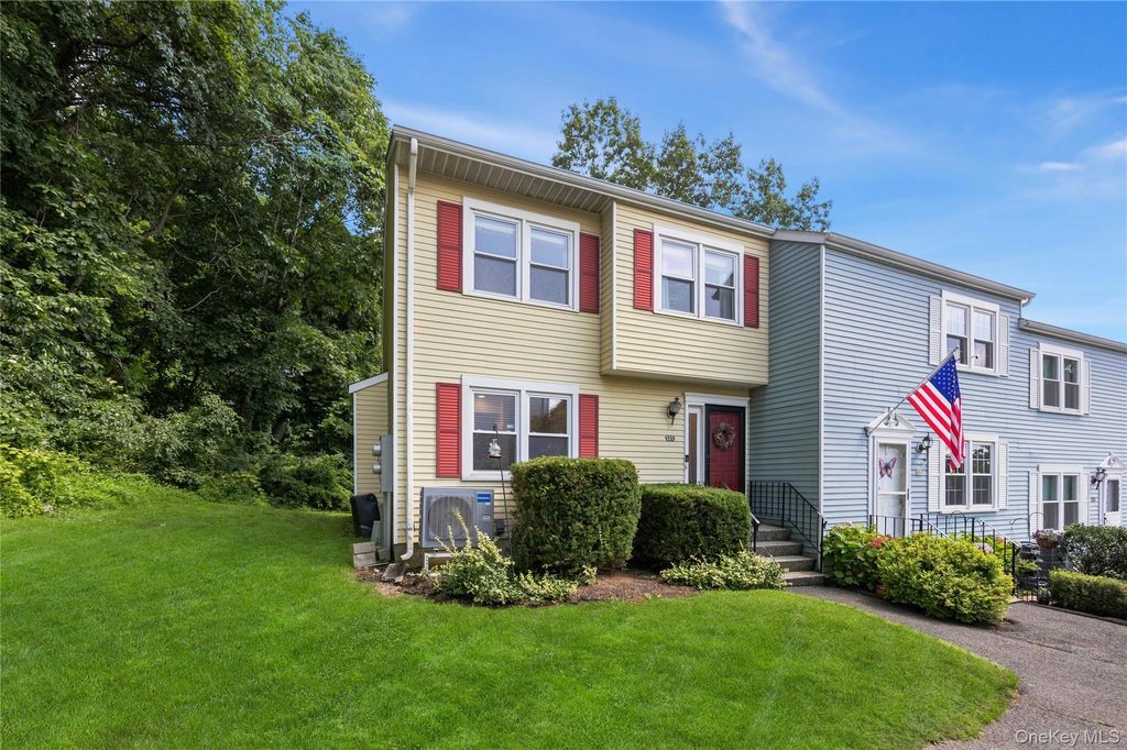 55 Mill Plain Road 12-1, Danbury, CT 06811 — photo 2