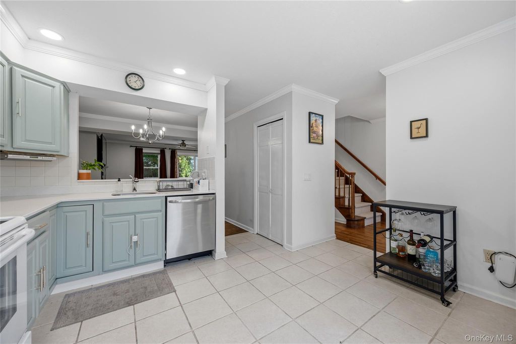 55 Mill Plain Road 12-1, Danbury, CT 06811 — photo 5