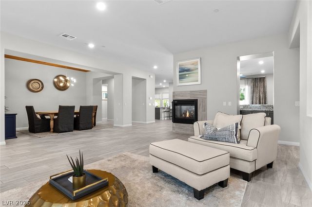 7716 Tioga Ridge Court, Las Vegas, NV 89117