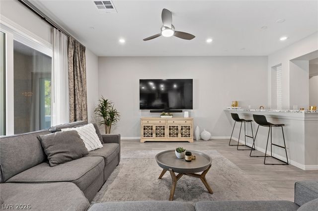 7716 Tioga Ridge Court, Las Vegas, NV 89117