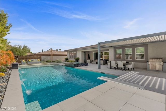 7716 Tioga Ridge Court, Las Vegas, NV 89117