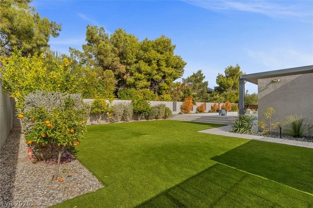 7716 Tioga Ridge Court, Las Vegas, NV 89117