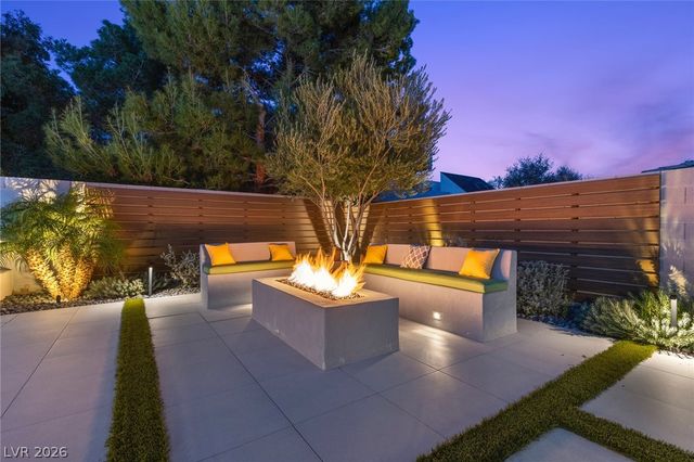 7716 Tioga Ridge Court, Las Vegas, NV 89117