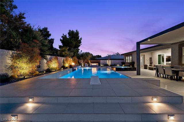 7716 Tioga Ridge Court, Las Vegas, NV 89117