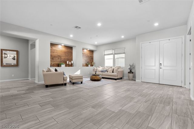 7716 Tioga Ridge Court, Las Vegas, NV 89117