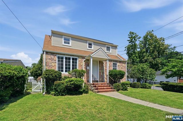 73 Highland Avenue, Bergenfield, NJ 07621