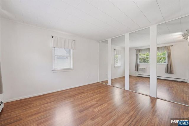 73 Highland Avenue, Bergenfield, NJ 07621