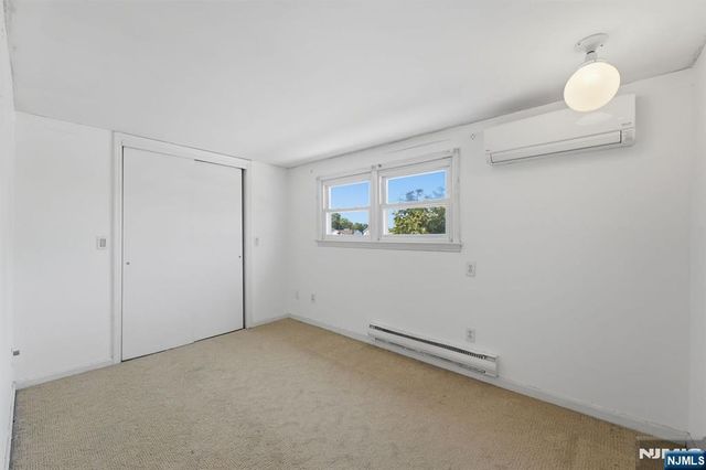 73 Highland Avenue, Bergenfield, NJ 07621