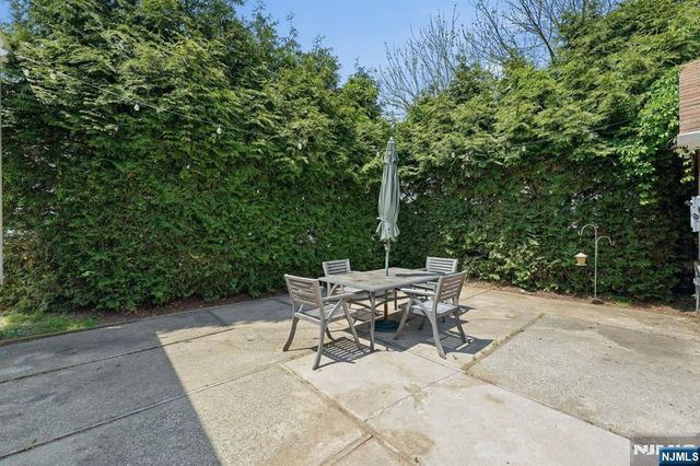 73 Highland Avenue, Bergenfield, NJ 07621