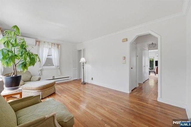 73 Highland Avenue, Bergenfield, NJ 07621